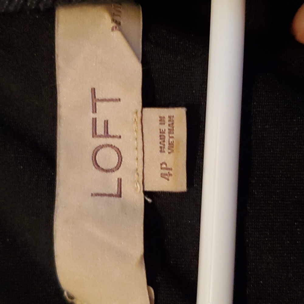 Gray short dress from LOFT, size 4P - Picture 3 of 4